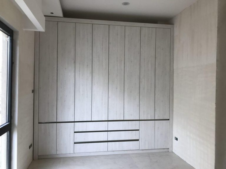 closet closed