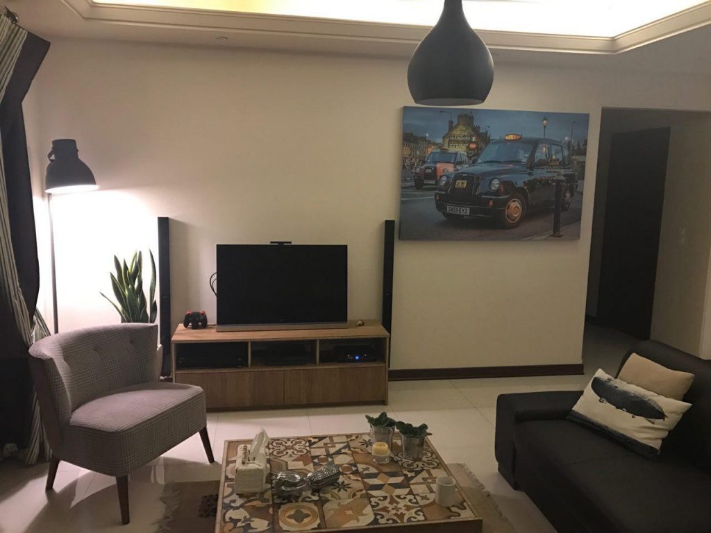 home 01